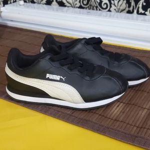 Puma Soft Foam Child Size 1C Black & White Sneaker